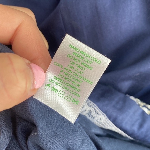 Lilly Pulitzer | Navy Blue Dress with Sequin Embellishment | Excellent Cond - Picture 8 of 9